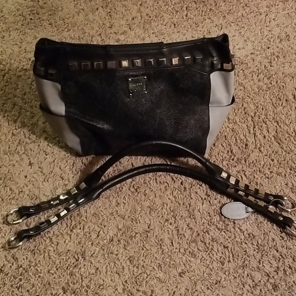 Miche Luxe shell w matching straps